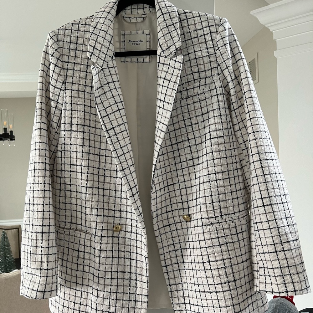 Abercrombie & Fitch Black and White Checkered Blazer